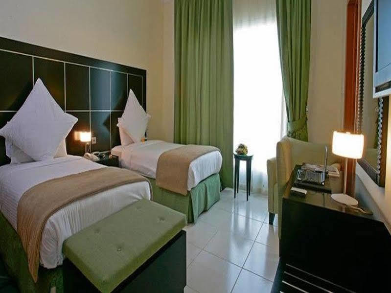 Coral Boutique Villas Dubai Exterior photo