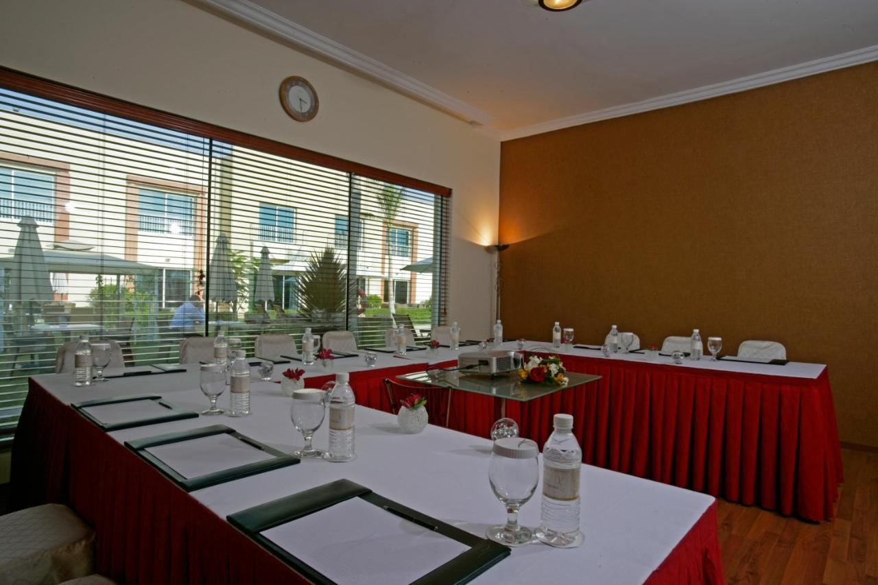 Coral Boutique Villas Dubai Facilities photo